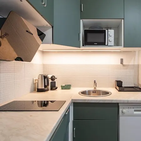 Stylish & Elegant I Metro Is Only 1minute Away I Near Montmartre Paris